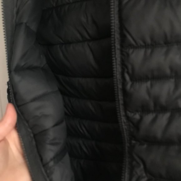 Black Vest - Picture 6 of 6